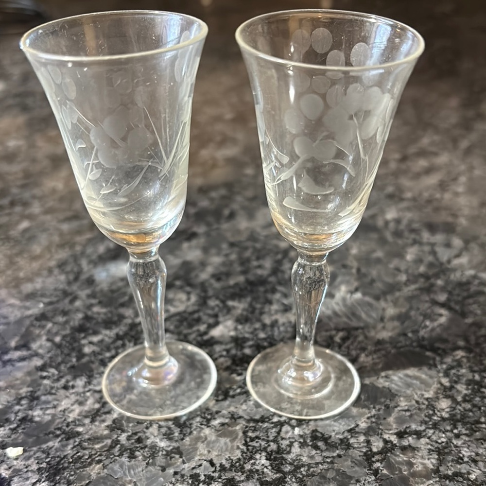 VTG Crystal Cordial  Set with Etched Floral Design